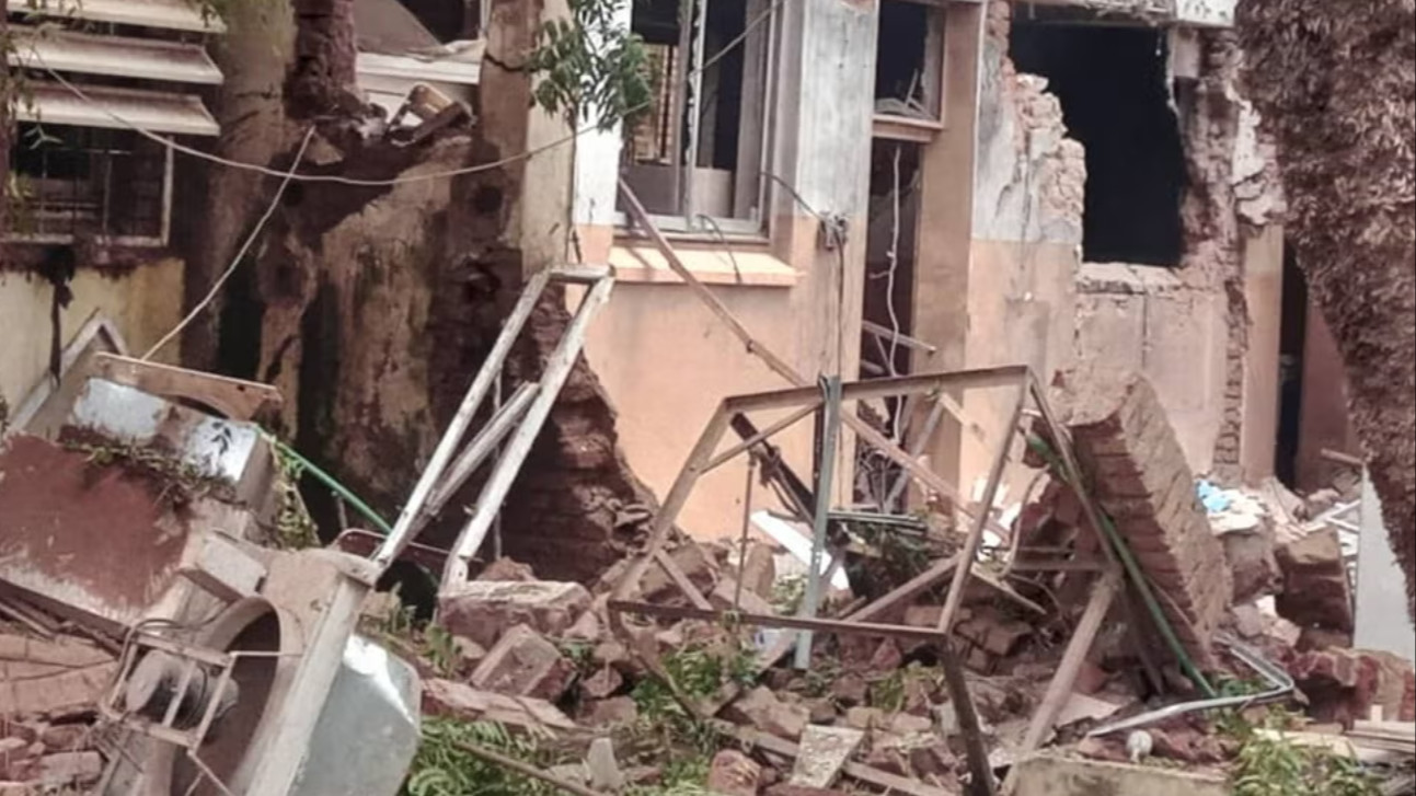 Sudan emergency relief team Bombed Saudi Maternity Hospital in El Fasher, Sudan emergency relief needed.