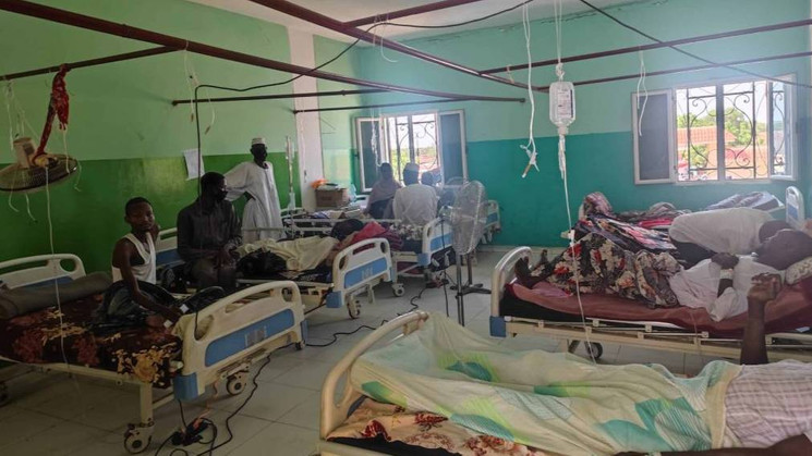 Patients in overcrowded Sudan hospital after El Fasher bombing – Sudan emergency relief.